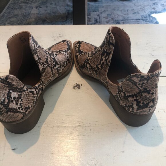 Steve Madden Women's Joella Booties Size 7.5 - Picture 6 of 6